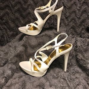 Size 8.5M Cream/Tan Strappy Heels Pierre Dumas